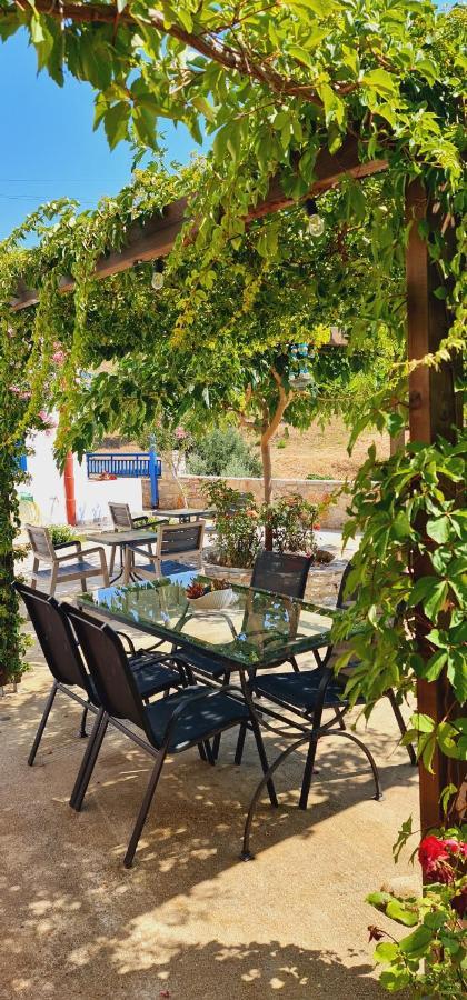 Philyra Appartments Agia Pelagia  Екстериор снимка