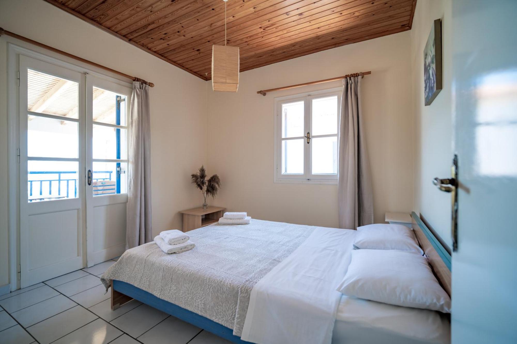 Philyra Appartments Agia Pelagia  Стая снимка