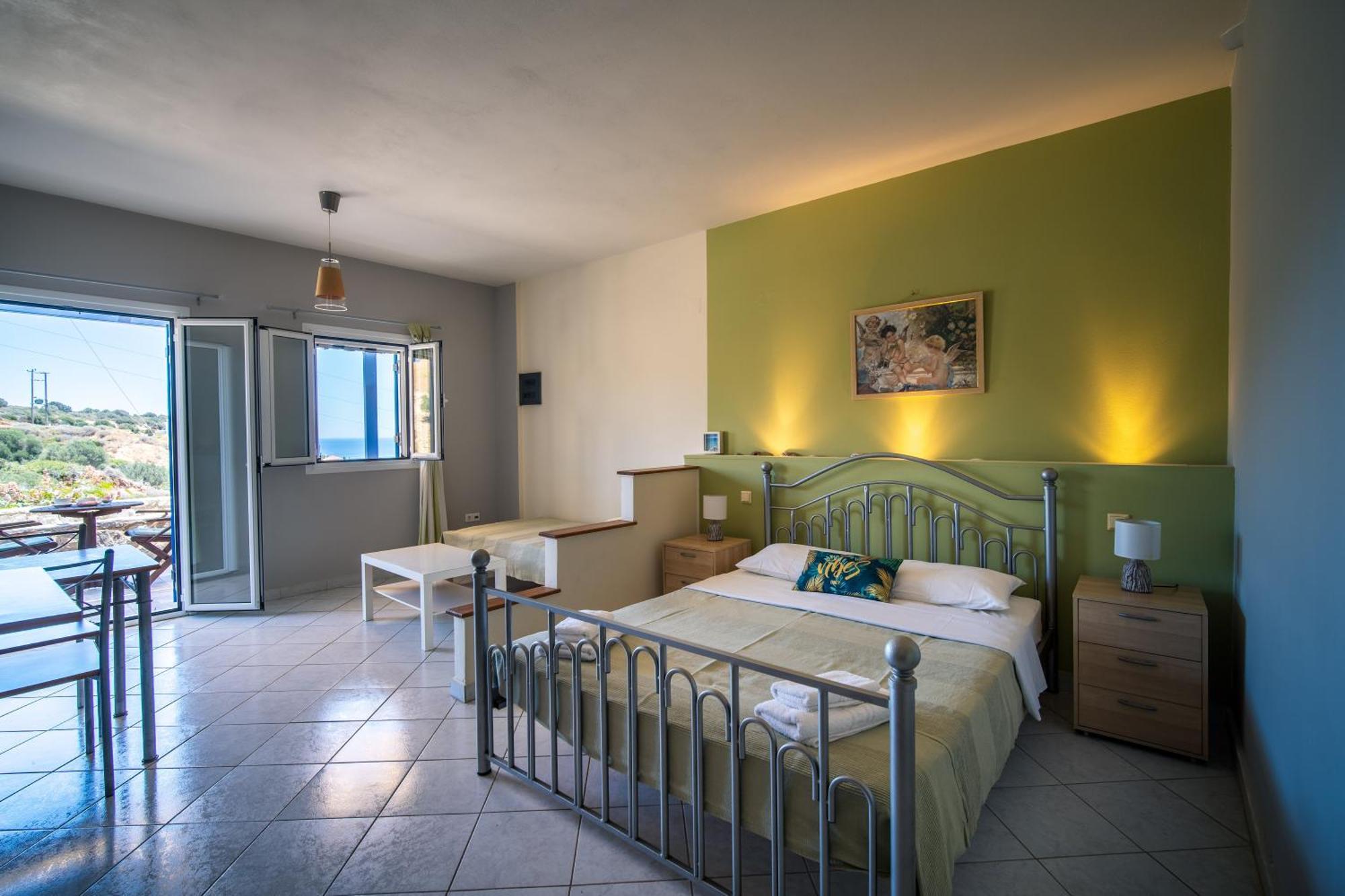 Philyra Appartments Agia Pelagia  Стая снимка